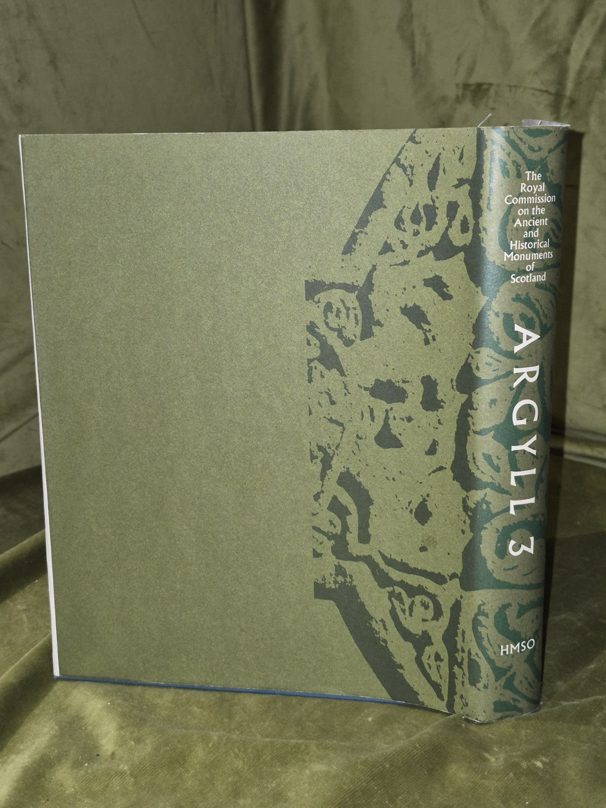 Argyll An Inventory of the Ancient Monuments Volume 3 Mull Tiree Coll Royal Comm1