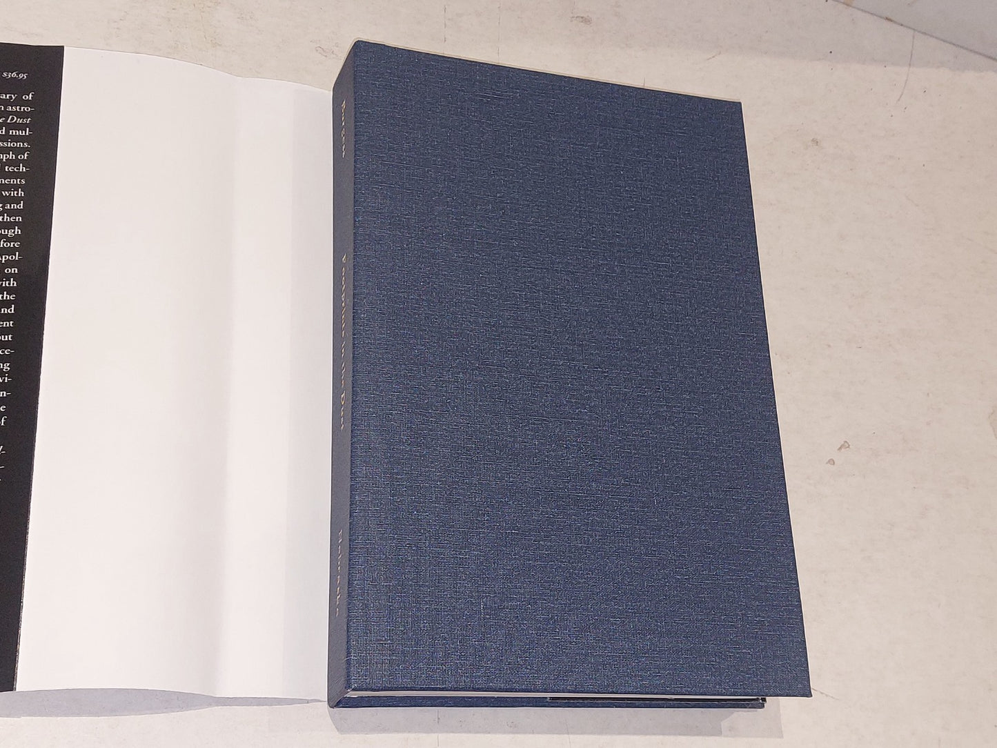 Footprints in the Dust: The Epic Voyages of Apollo (19691975) Colin Burgess hb1