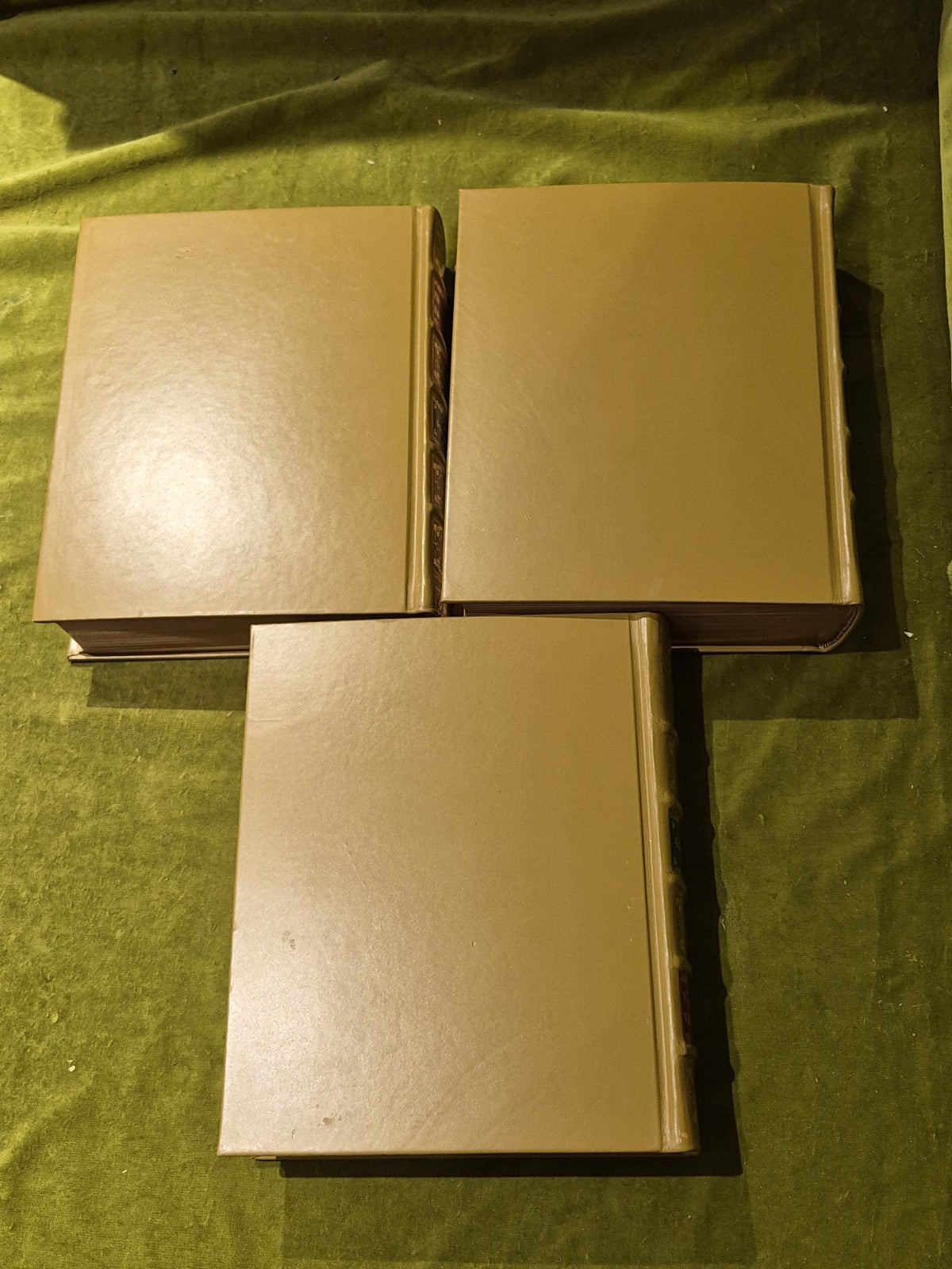 Encyclopedia Brittanica 1st Ed Facsimile in 3 Vols Leatherbound in Mahogany Case10