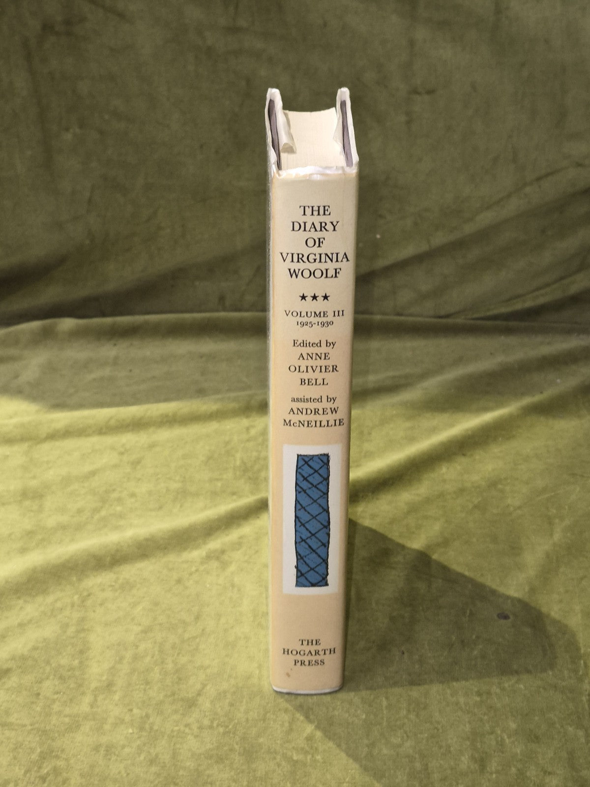 The Diary of Virginia Woolf Volume 3: 1925-1930 Hogarth Press 1980 HB DJ2