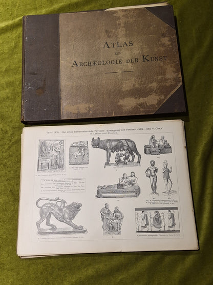 Atlas zur Archäologie der Kunst. Leather case.5