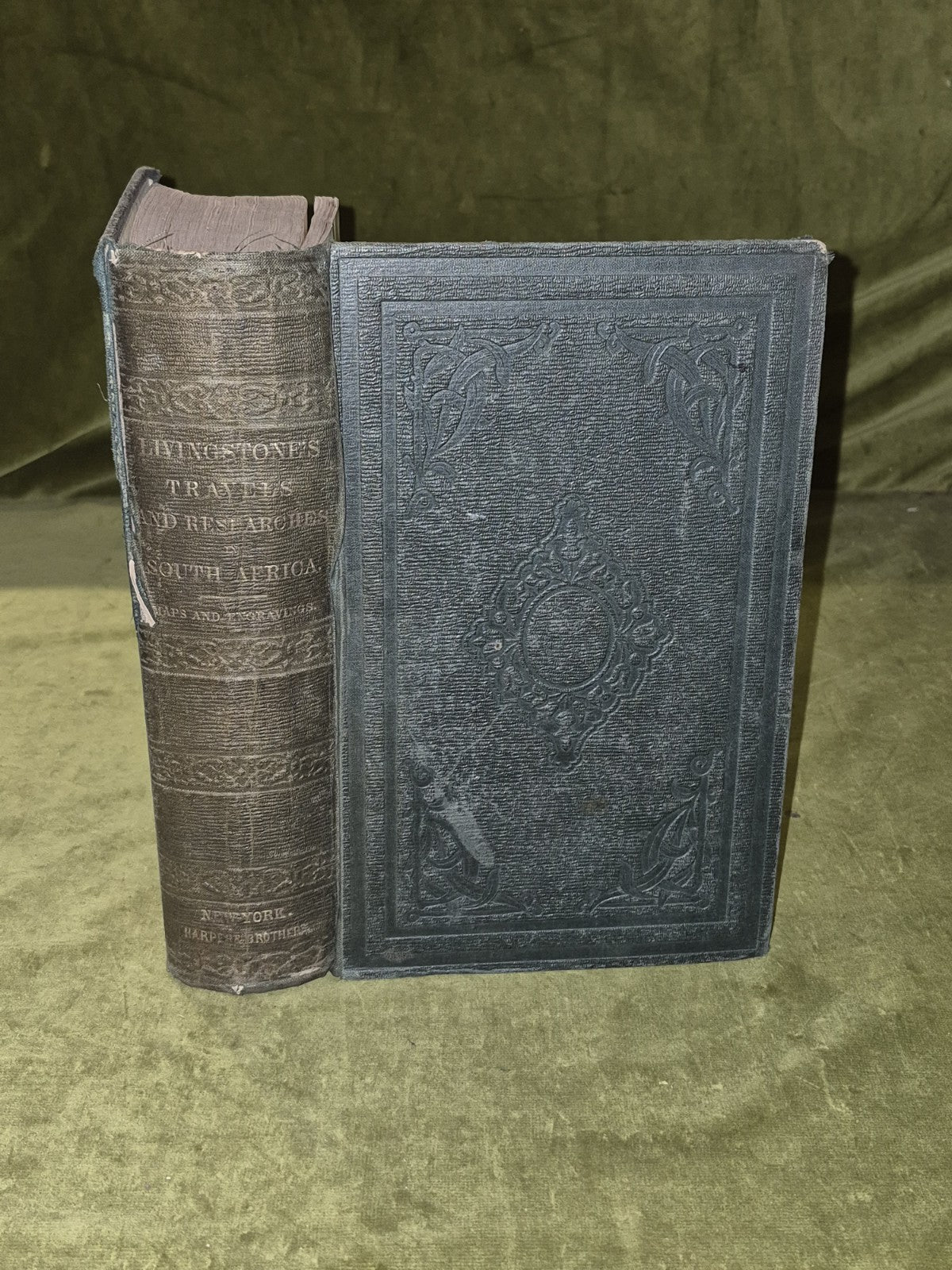 1857 Missionary Travels and Researches in South Africa by David Livingstone0