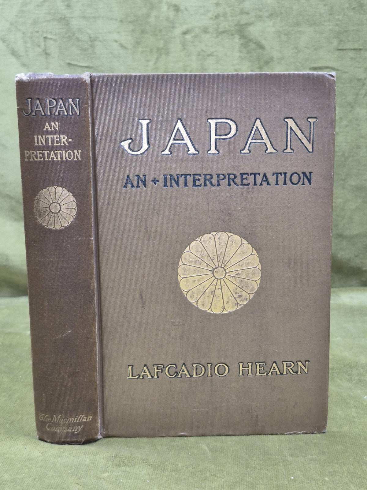 Japan an Interpretation Lafcadio Hearn 1907 13 Edition New York Macmillan0