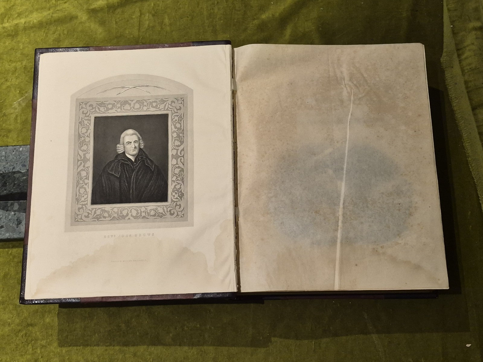 Holy Bible With Notes & Observations By Rev. John Brown Large Family Bible VGC6