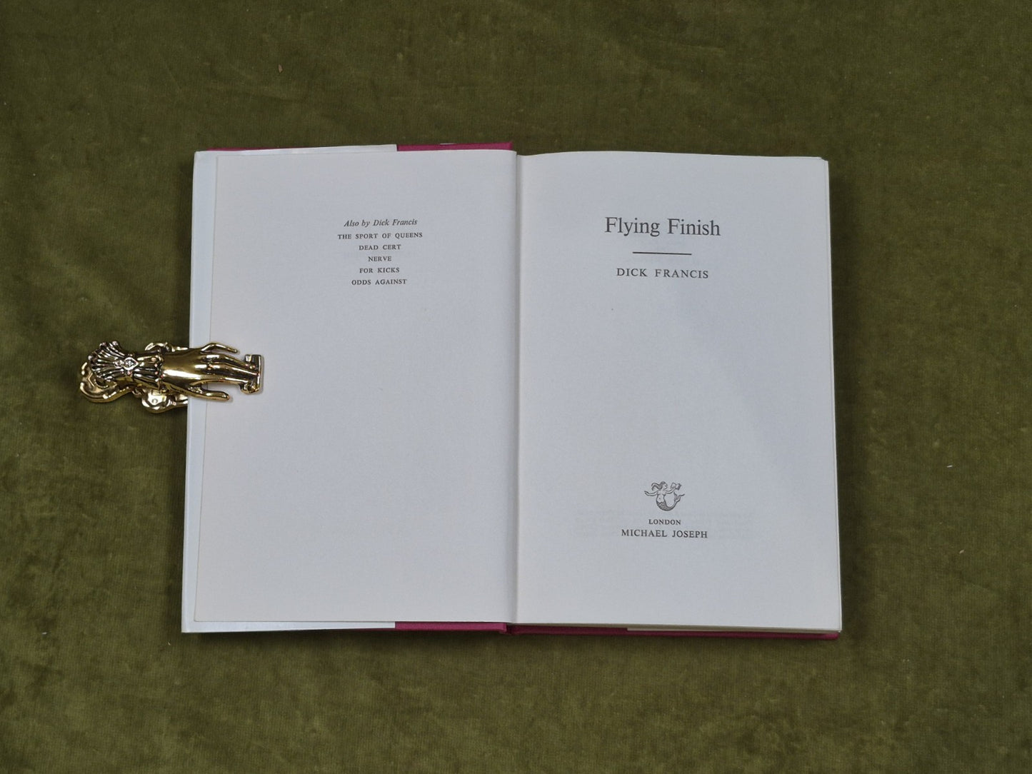 Flying Finish - Dick Francis , Michael Joseph 1st 1966 HB DJ4