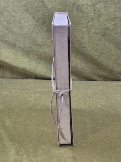 Facsimile of the 1786 Kilmarnock Edition of Burns Poems - R Gibson & Sons in Box3