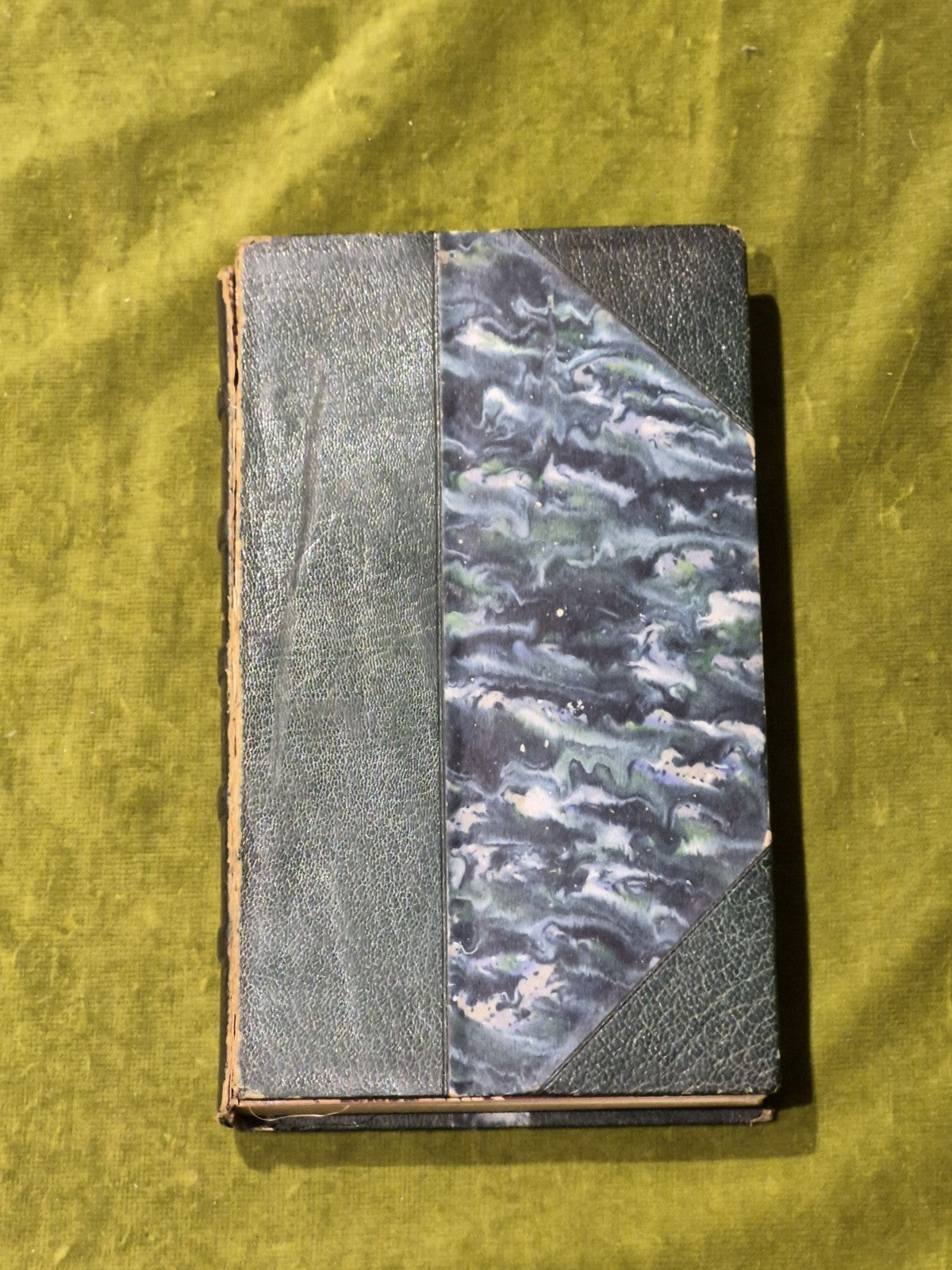 A Thousand Notable Things on Various Subjects - 1827 Hardcover0