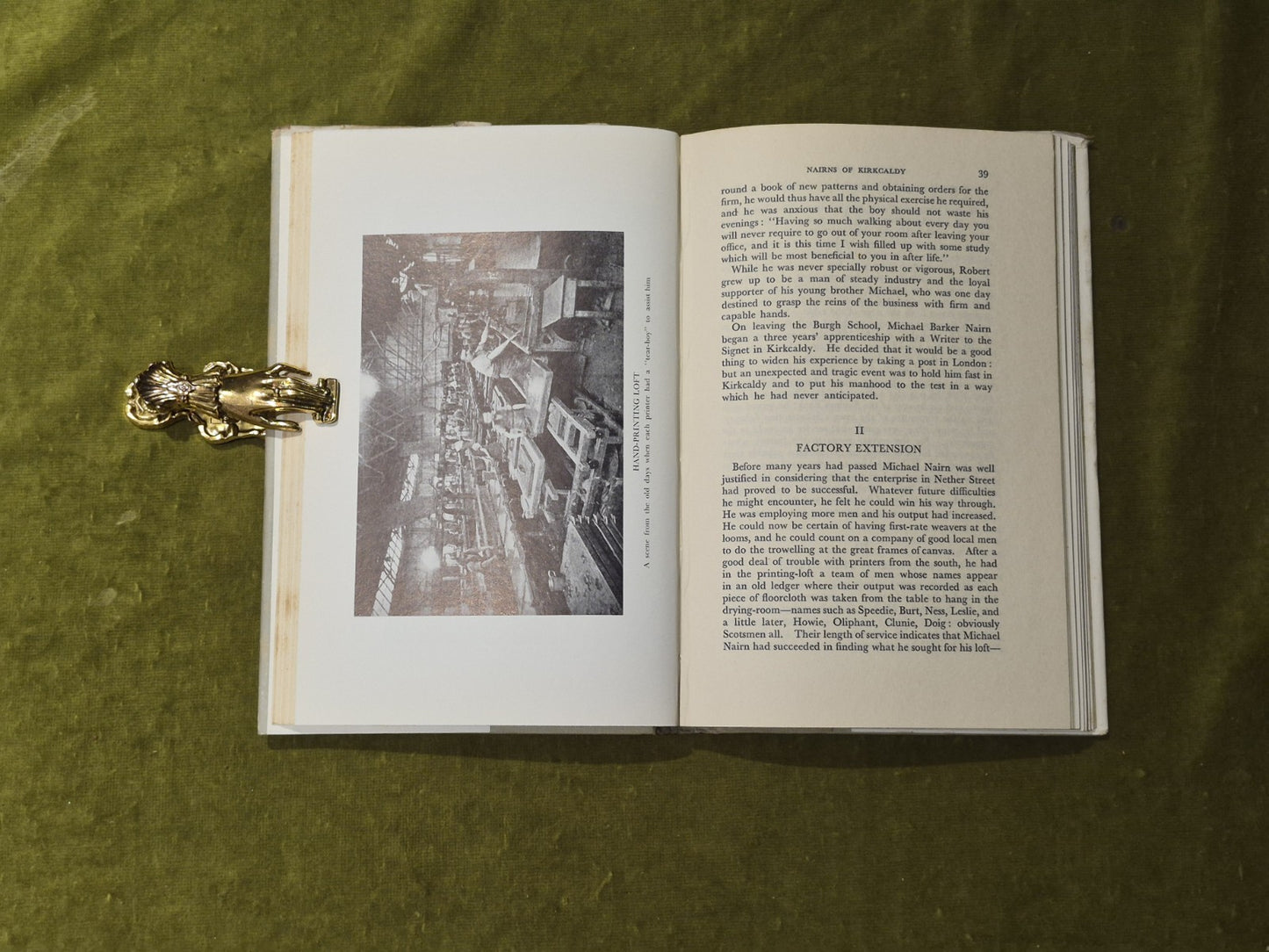 Nairns of Kirkcaldy - Augustus Muir ,  W Heffer & Sons 1956 1st HB DJ6