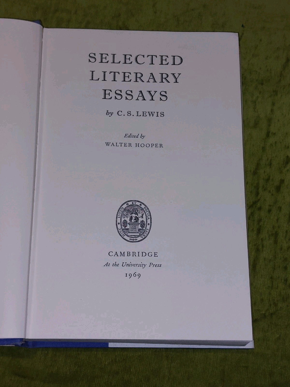 C.S. Lewis - Selected Literary Essays (1969) [Cambridge Uni] UK 1st Ed Hb / Dj3