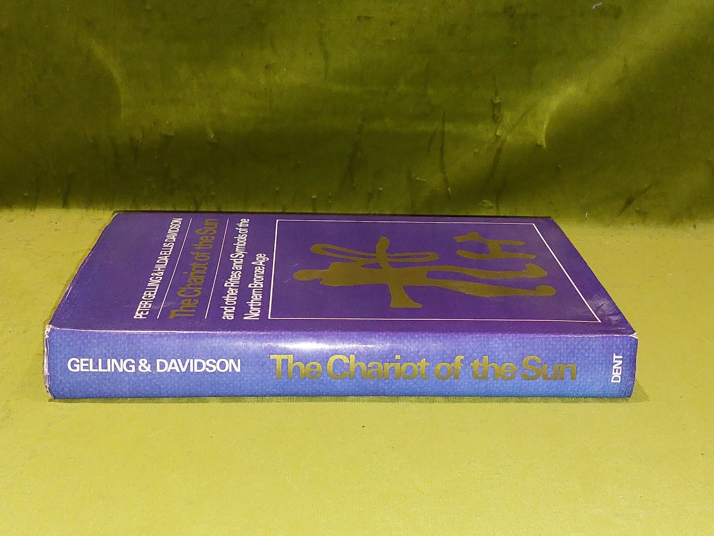 Chariot of the Sun : & Other Rites & Symbols.. P Gelling & H Davidson 1969 Hb 1