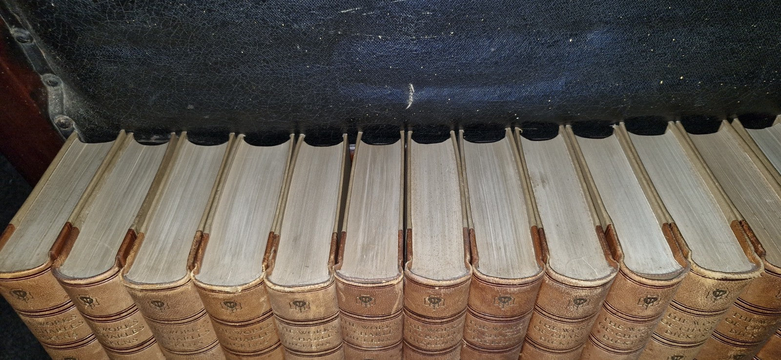 THE WORKS OF CHARLES DICKENS - 20 Volume Set In Leather GRESHAM 1912 VGC5