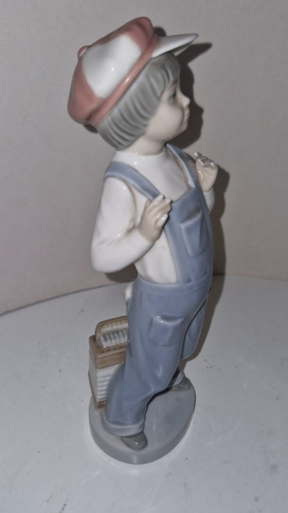 Lladro 4898 Porcelain Boy From Madrid H22cm Vgc2
