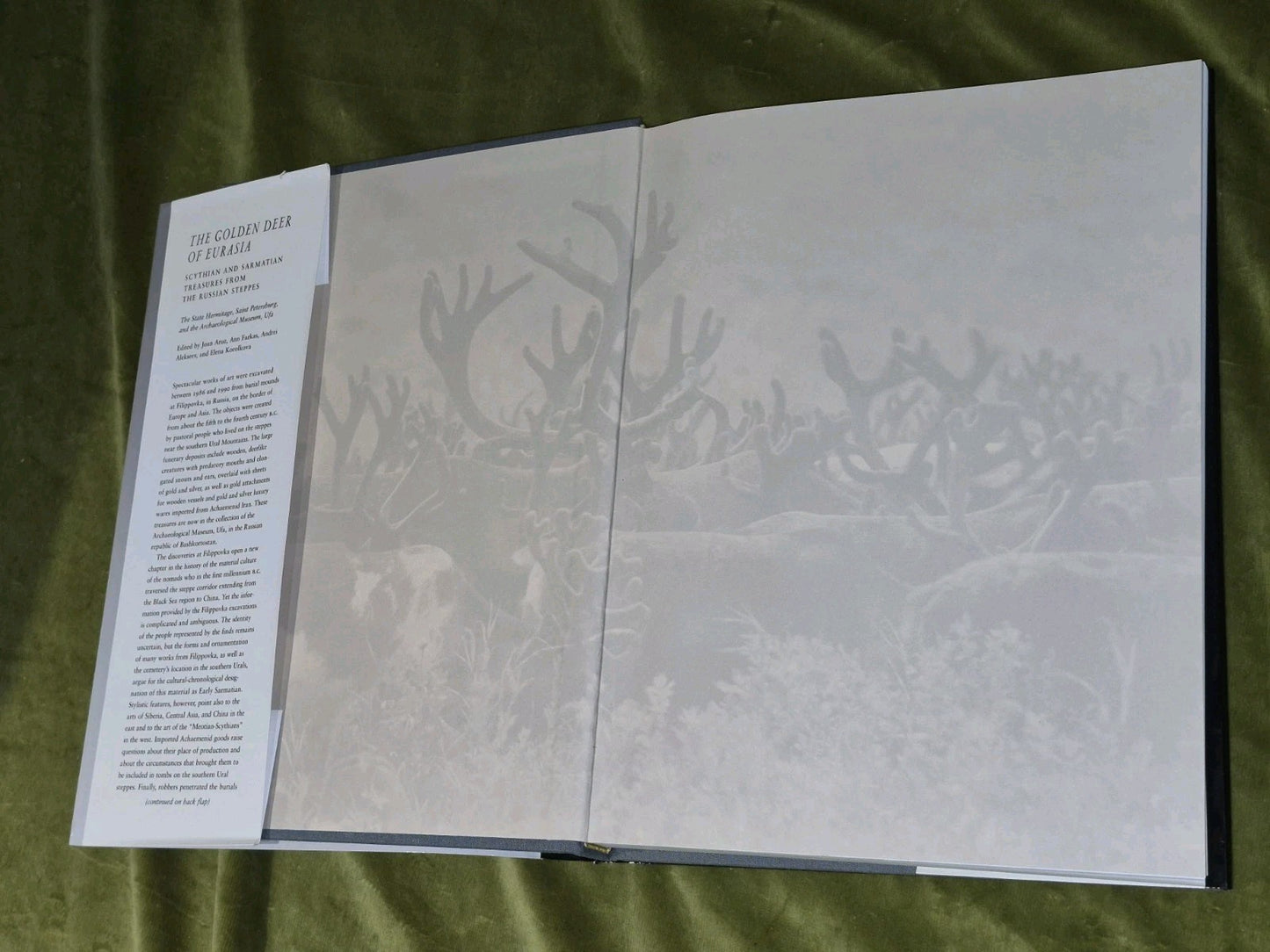 The Golden Deer of Eurasia  (2000) Joan Aruz & Ann Farkas Hardback Dustjacket4