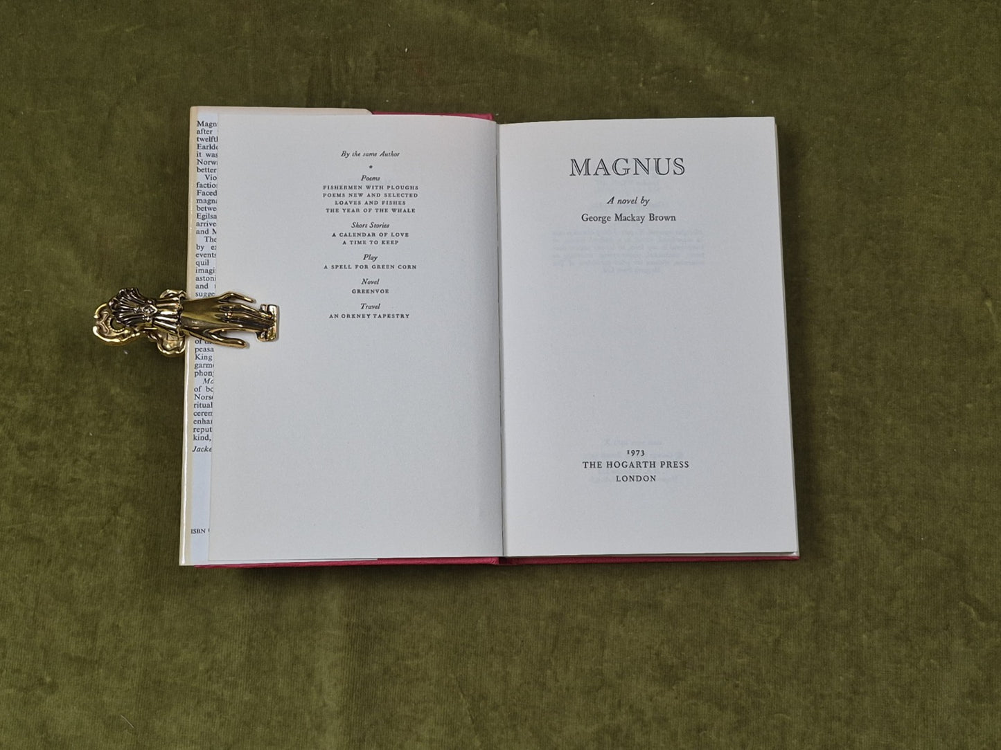 Magnus - George Mackay Brown , Hogarth 1973 1st HB DJ4