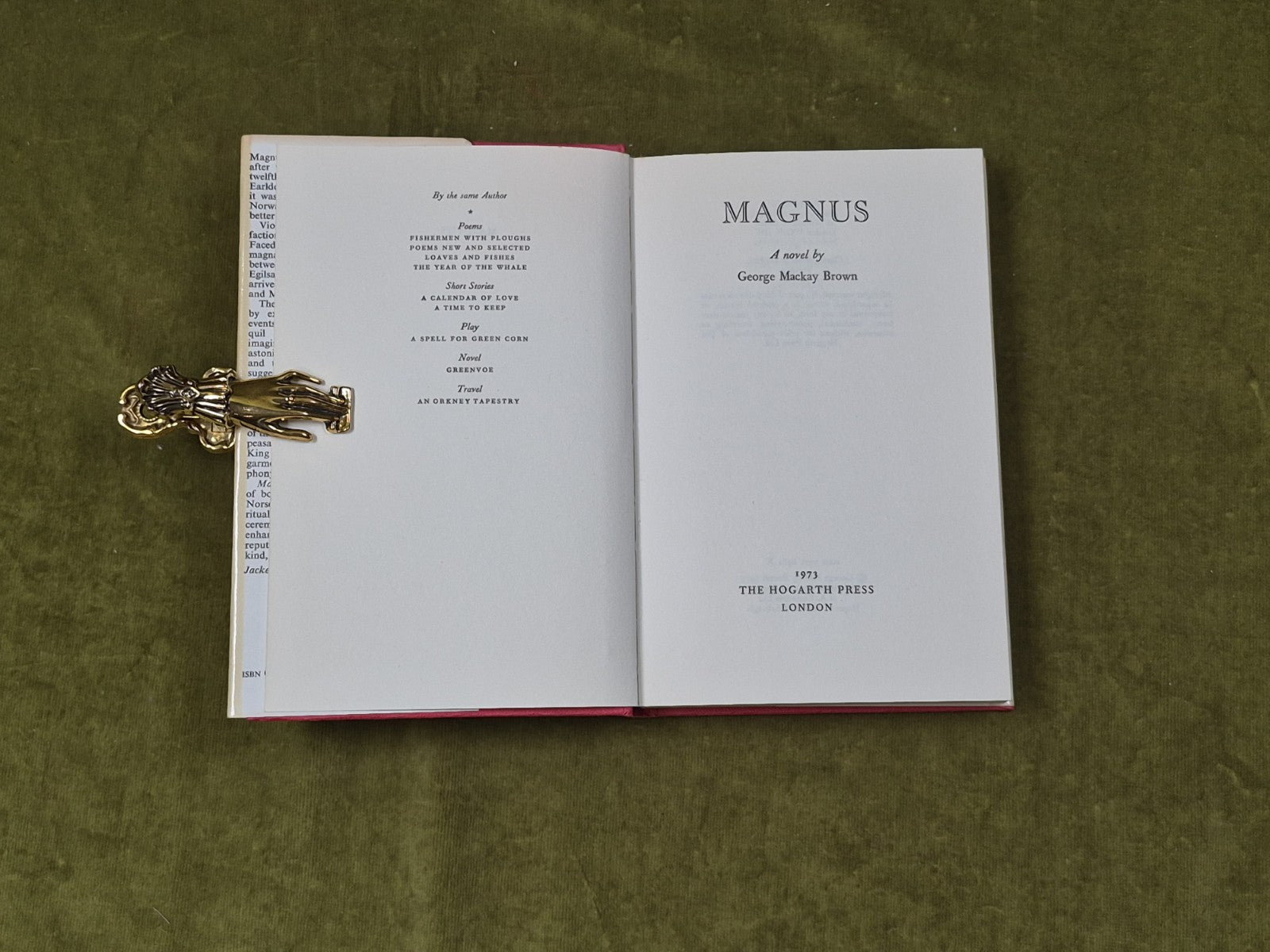 Magnus - George Mackay Brown , Hogarth 1973 1st HB DJ4