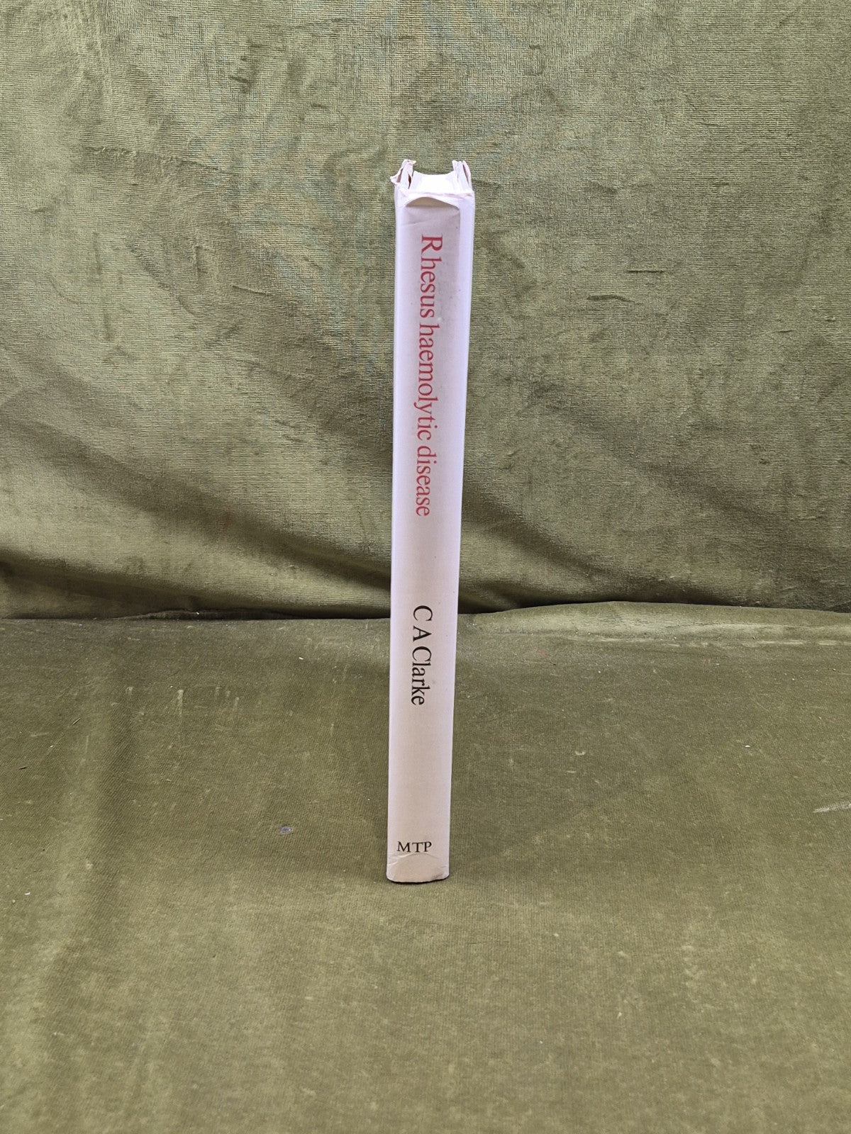 Rhesus Haemolytic Disease - Cyril A Clarke Kluwer  1975 HB DJ2
