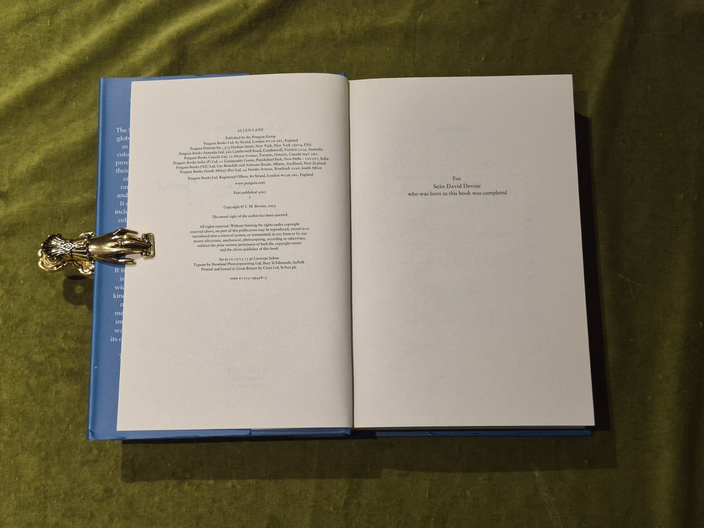 Scotland's empire 1600-1815 - T M Devine - SIGNED First Edition H/B5
