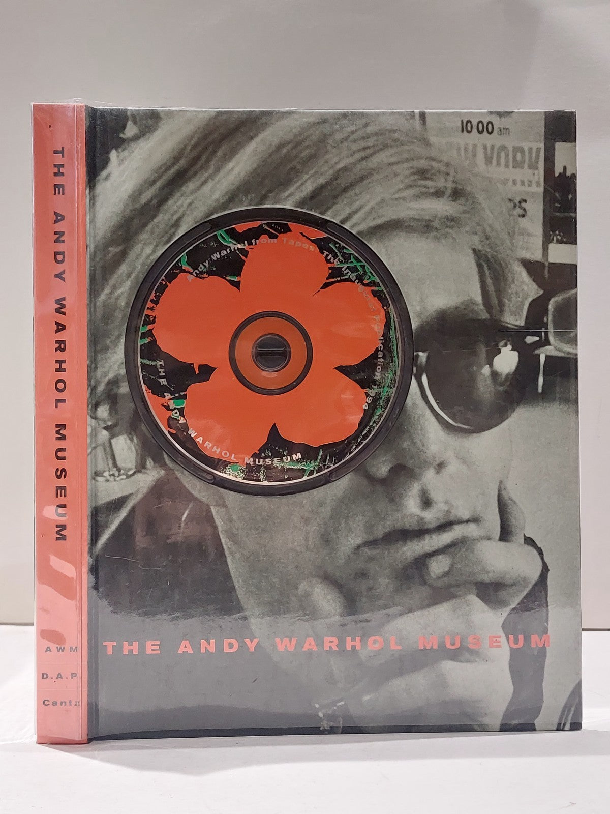 THE ANDY WARHOL MUSEUM/BOOK AND COMPACT DISC By Avis Berman & Arthur C. Danto VG0