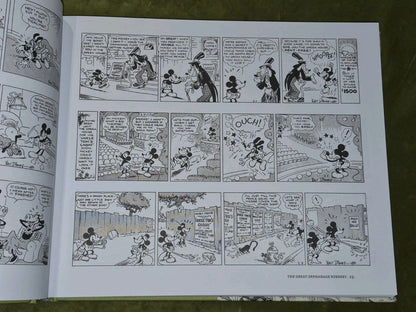 Mickey Mouse #2 (Fantagraphics Books October 2011)4