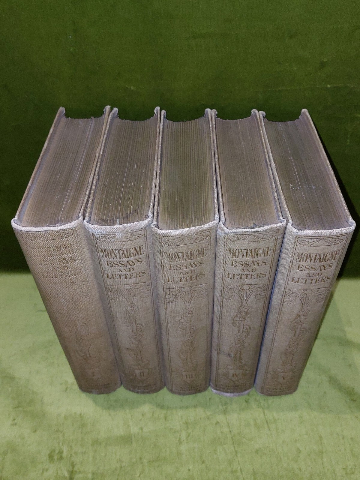 Essays Of Montaigne Charles Cotton (1923) Complete 5 Volumes Navarre Society 2