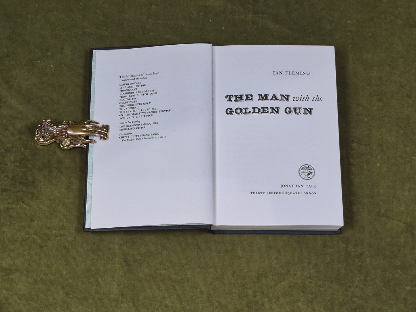 The Man with the Golden Gun - Ian Fleming , Jonathan Cape 1965 1st HB3