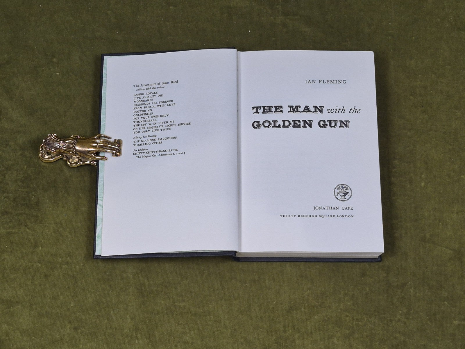 The Man with the Golden Gun - Ian Fleming , Jonathan Cape 1965 1st HB3