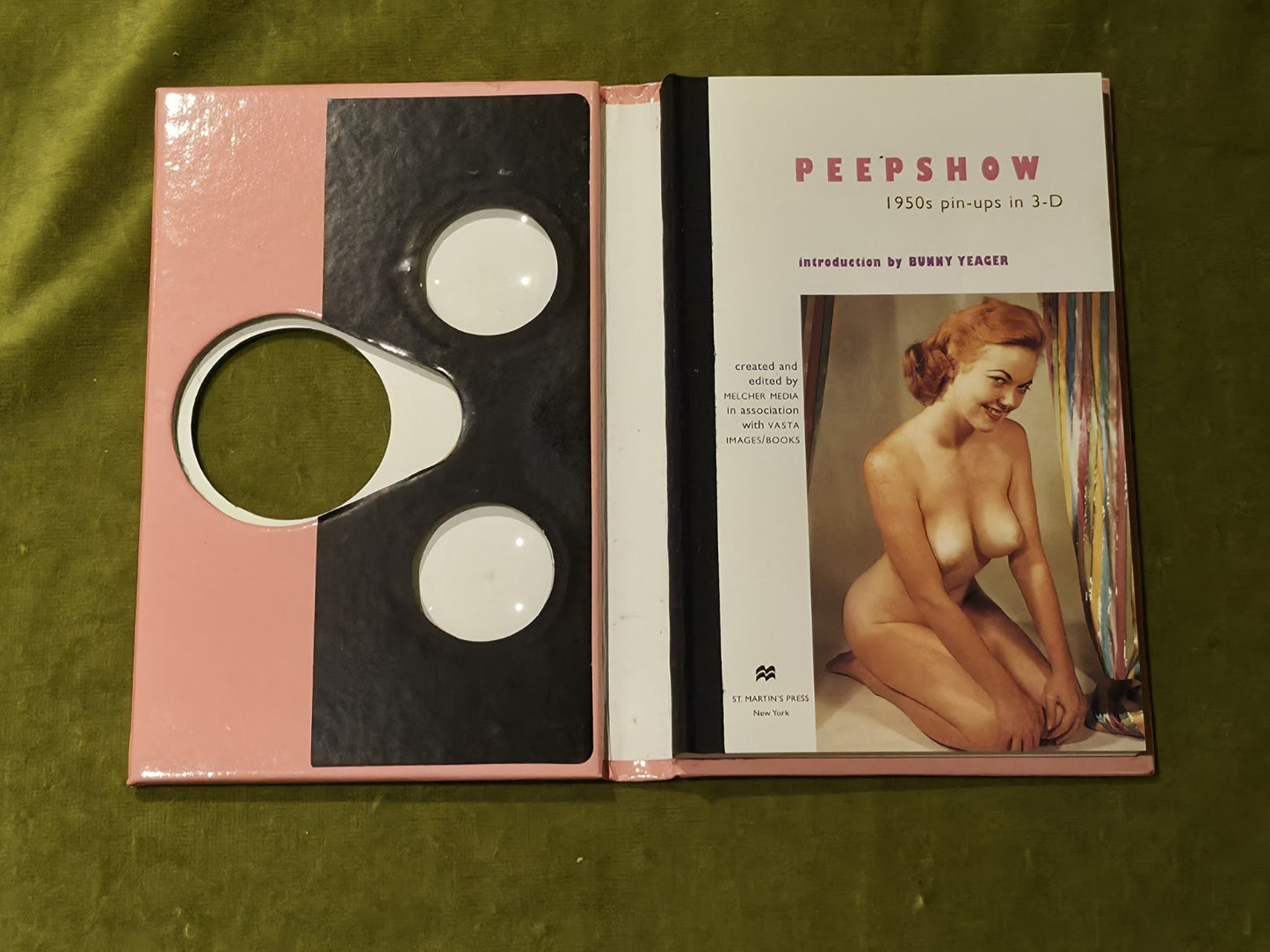 Peep Show: 1950S Pin-Ups in 3-D, Melcher, Charles3