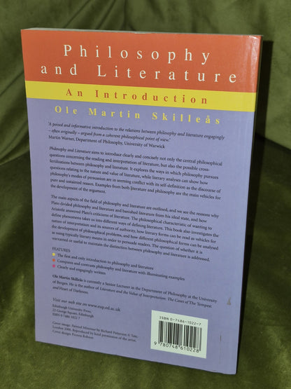 Philosophy and Literature: An Introduction (2001 paperback) Martin Skilleas1