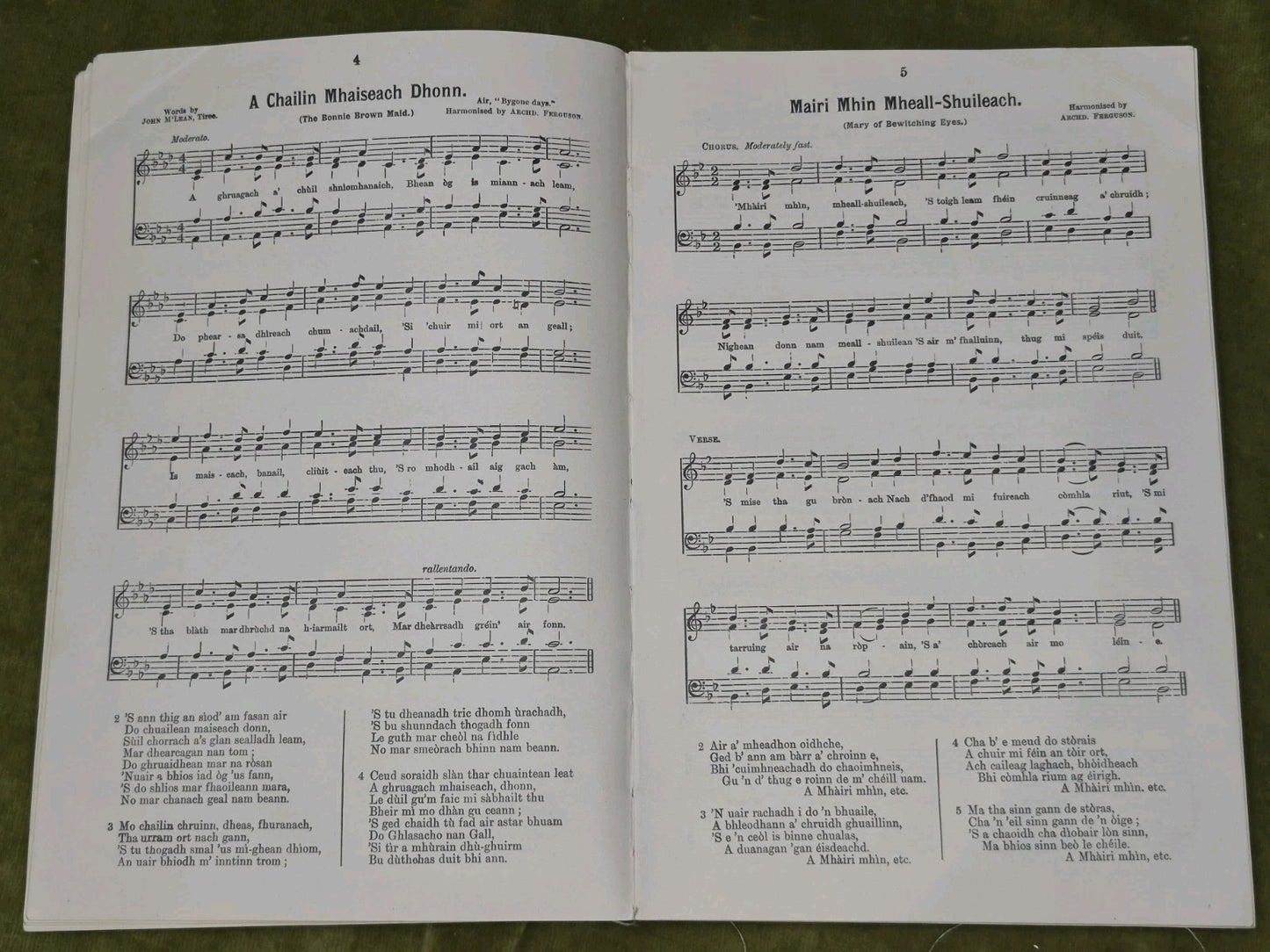 A' Choisir-Chiuil The St Columba Collection of Gaelic Songs 1st Edition4
