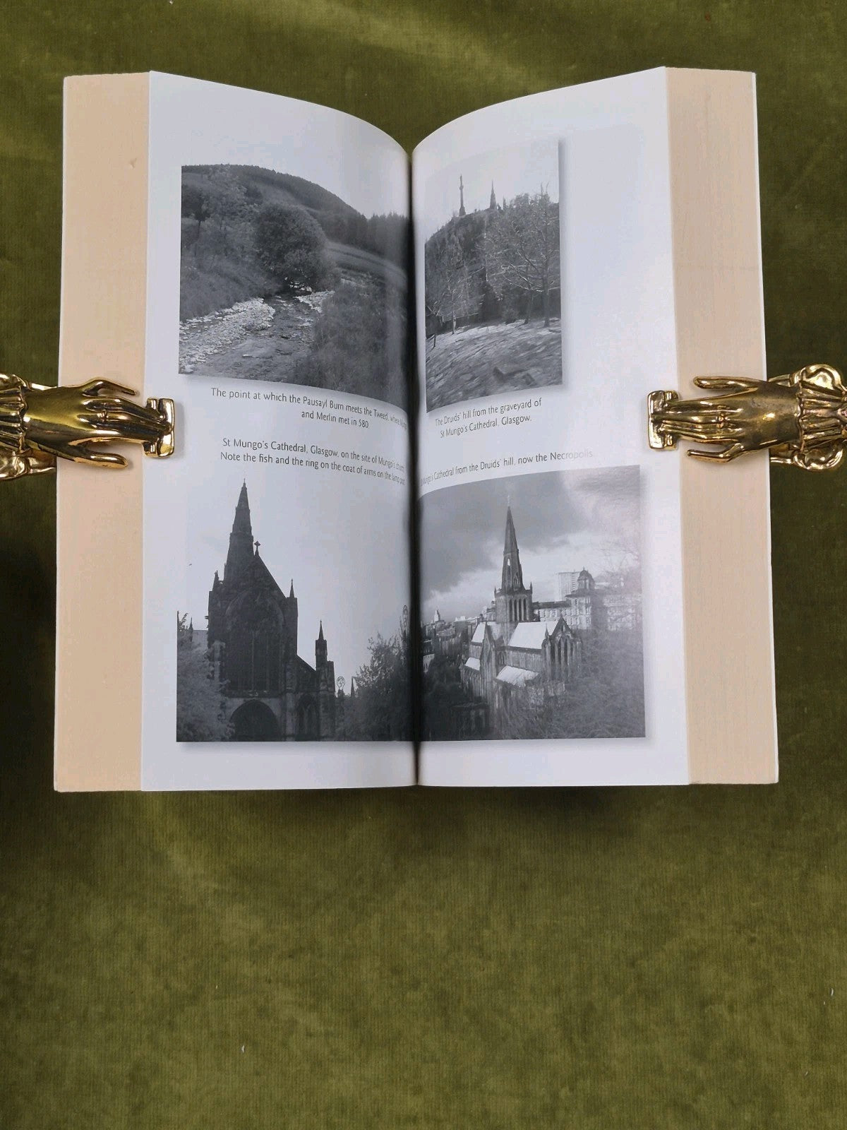 Finding Merlin: The Truth Behind the Legend by Adam Ardrey - Mainstream 20126