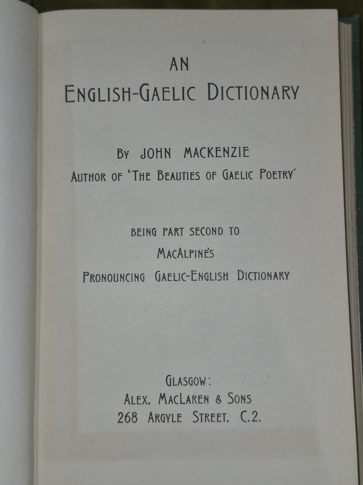 An English-Gaelic Dictionary 1950 John Mackenzie Alex MacLaren5