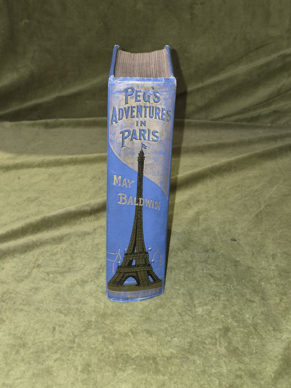 Peg's Adventures in Paris - May Baldwin , W & R Chambers est. ~ 19102