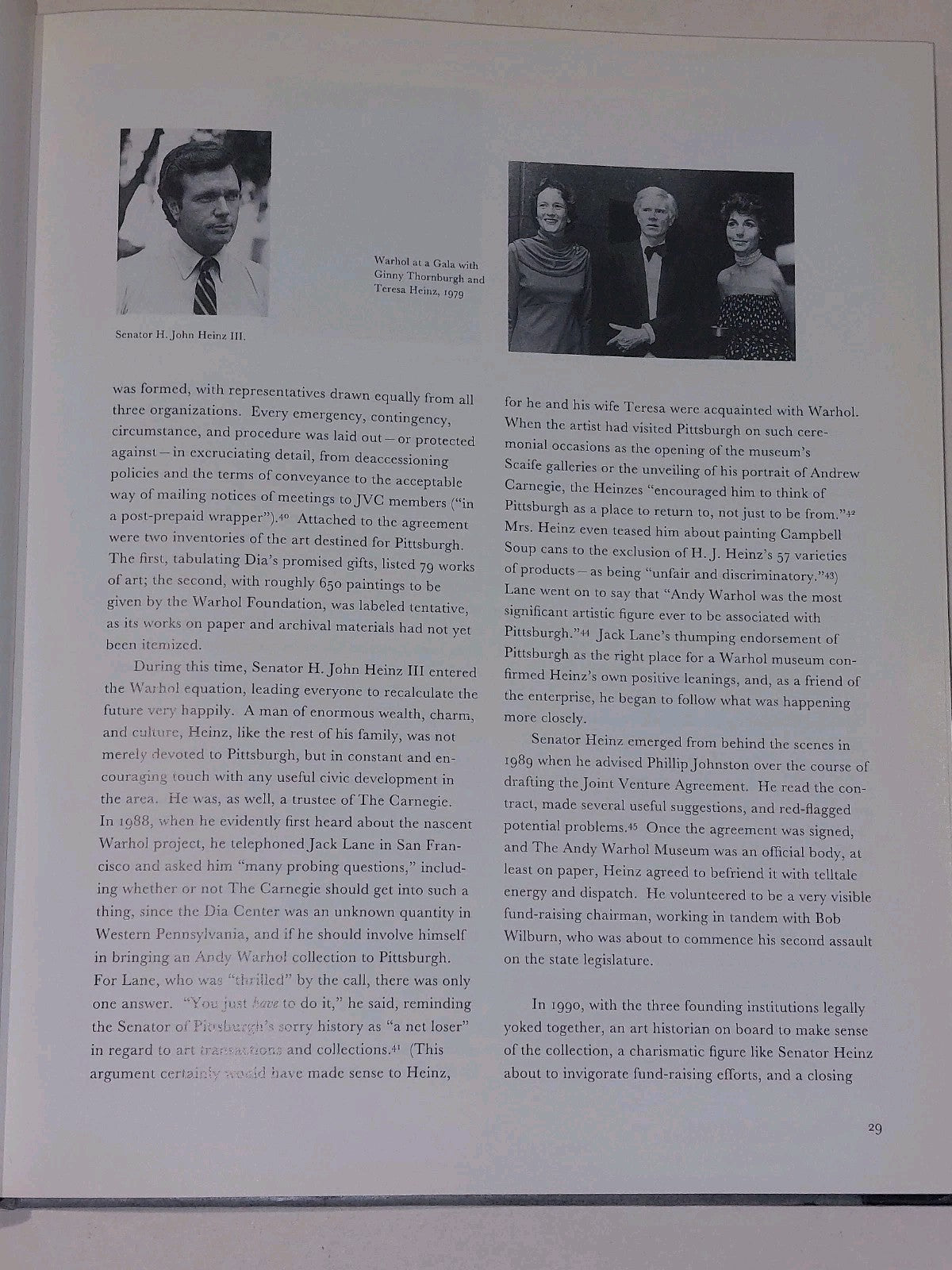 THE ANDY WARHOL MUSEUM/BOOK AND COMPACT DISC By Avis Berman & Arthur C. Danto VG8