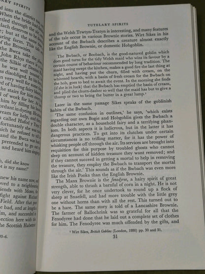 The Fairies in Tradition and Literature by K.M. Briggs 1978 Paperback8