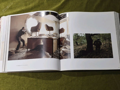 Magnum - Phaidon Press - Softcover Photography Book4