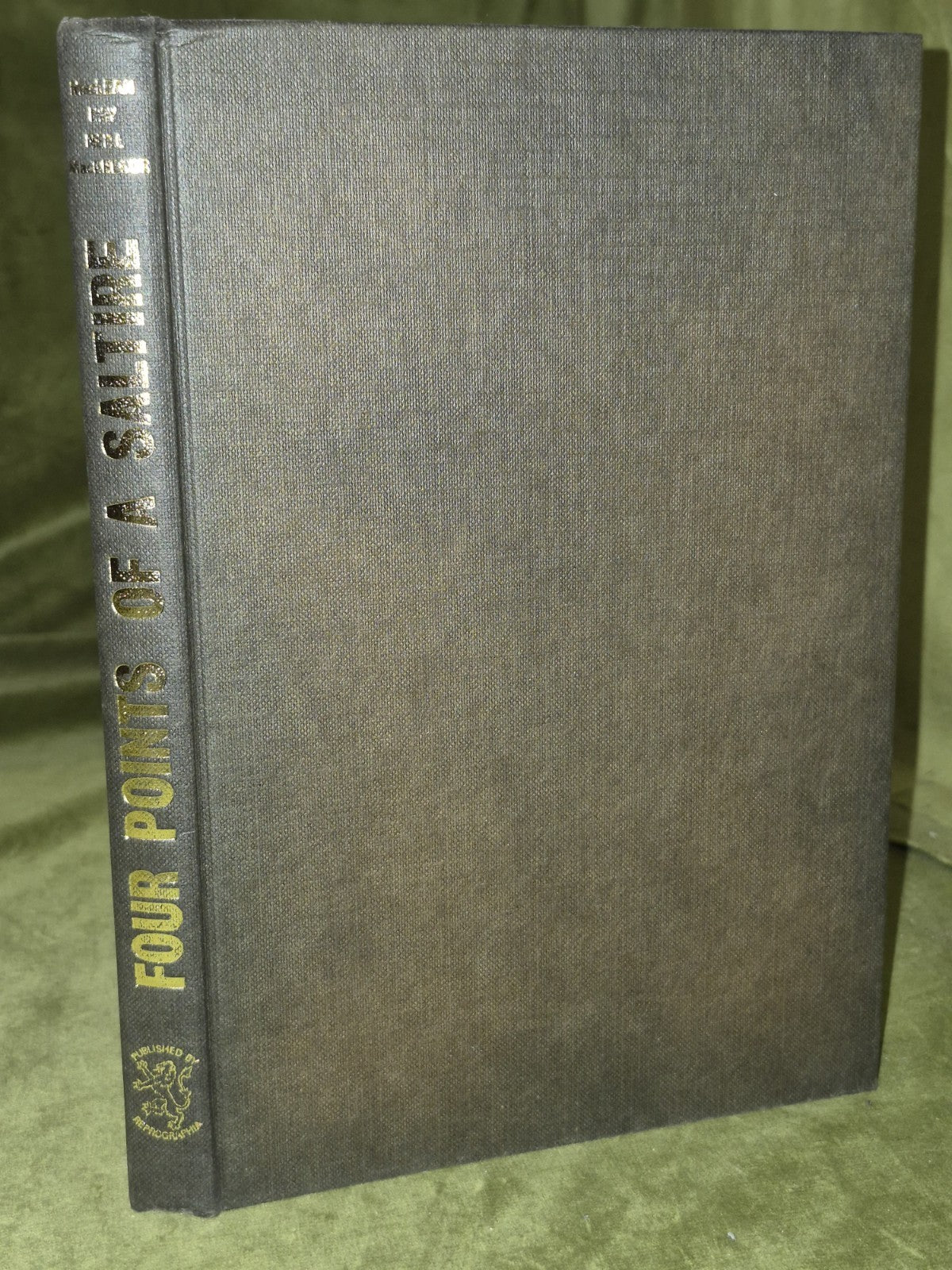 Four Points of a Saltire The Poetry of MacLean, Hay, Neill, MacGregor HC DJ2