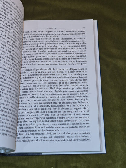 Augustine : Confessions – J. O’Donnell - Oxford Uni Press - 2000 [3 volume set]7