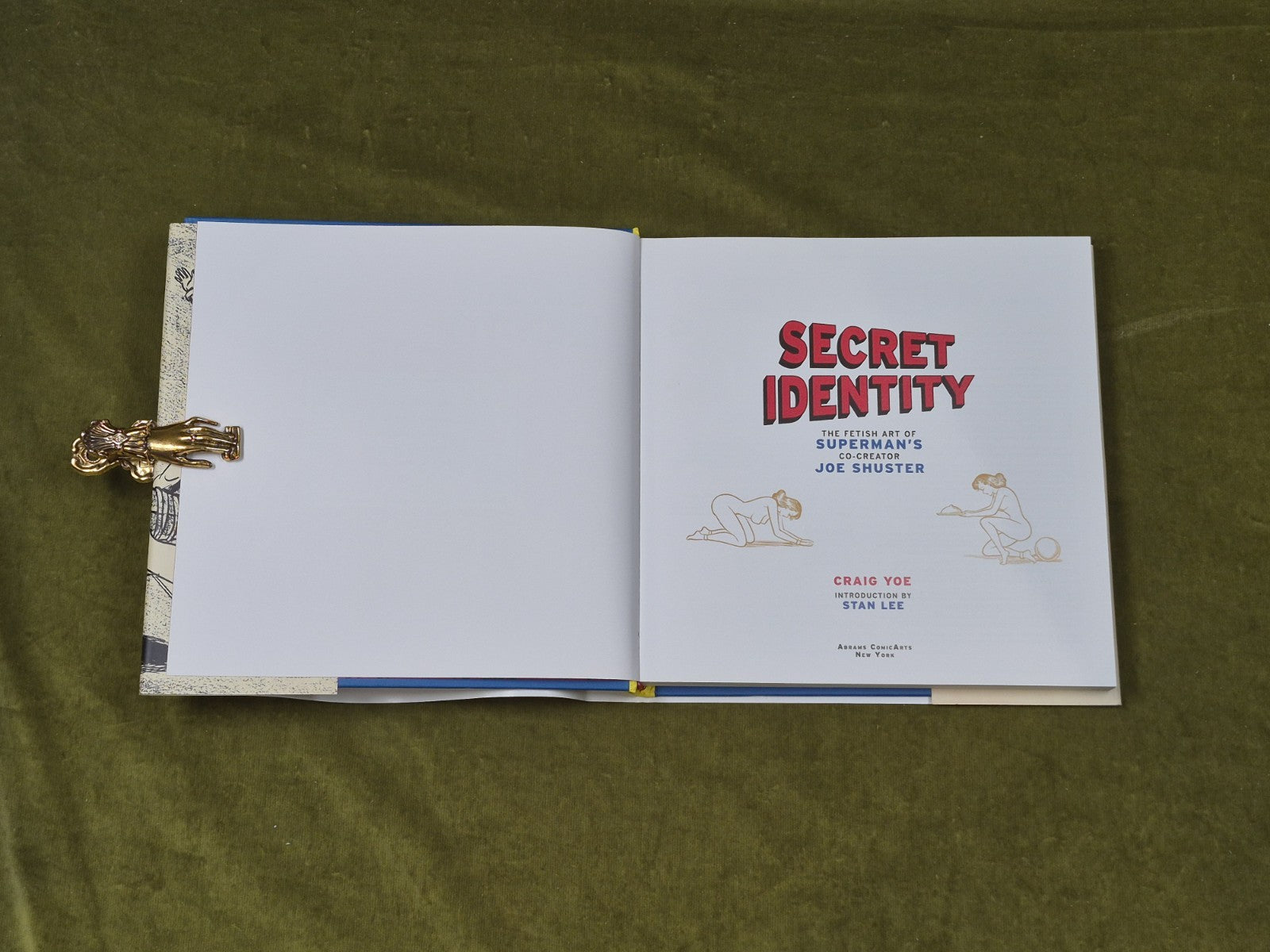 Secret Identity: The Fetish Art of Joe Shuster - Craig Yoe , Abrams 2009 HB DJ3
