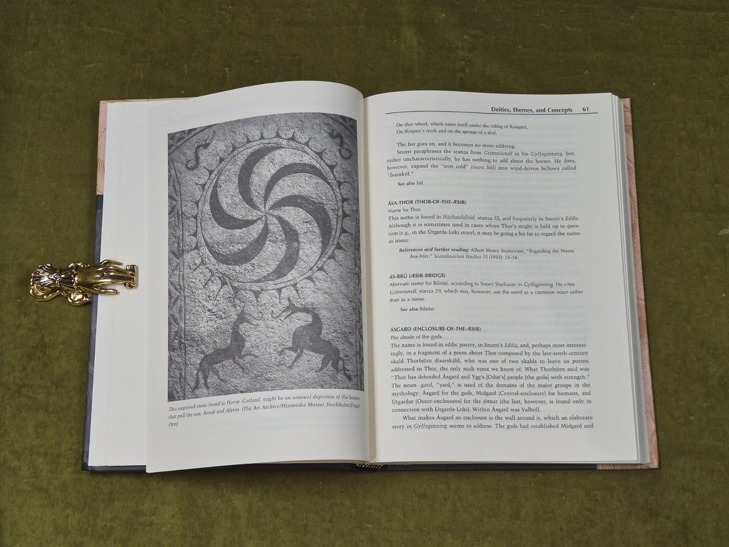 Vintage Handbook of Norse Mythology HC By John Lindo , ABC Clio 20015