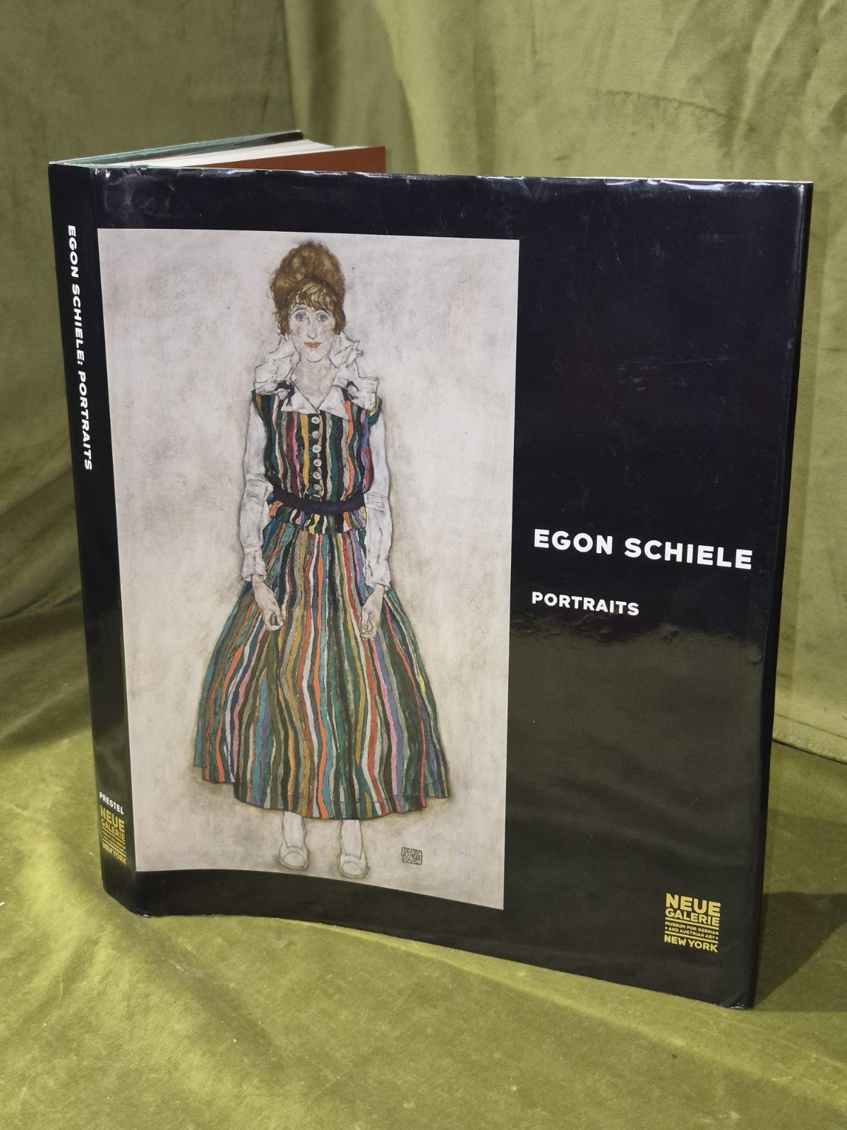 Egon Schiele: Portraits by Alessandra Comini 20140