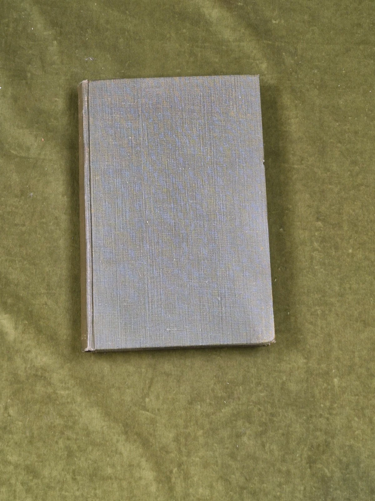 Essays in Persuasion - John Maynard Keynes , Macmillan 1931 1st HB1