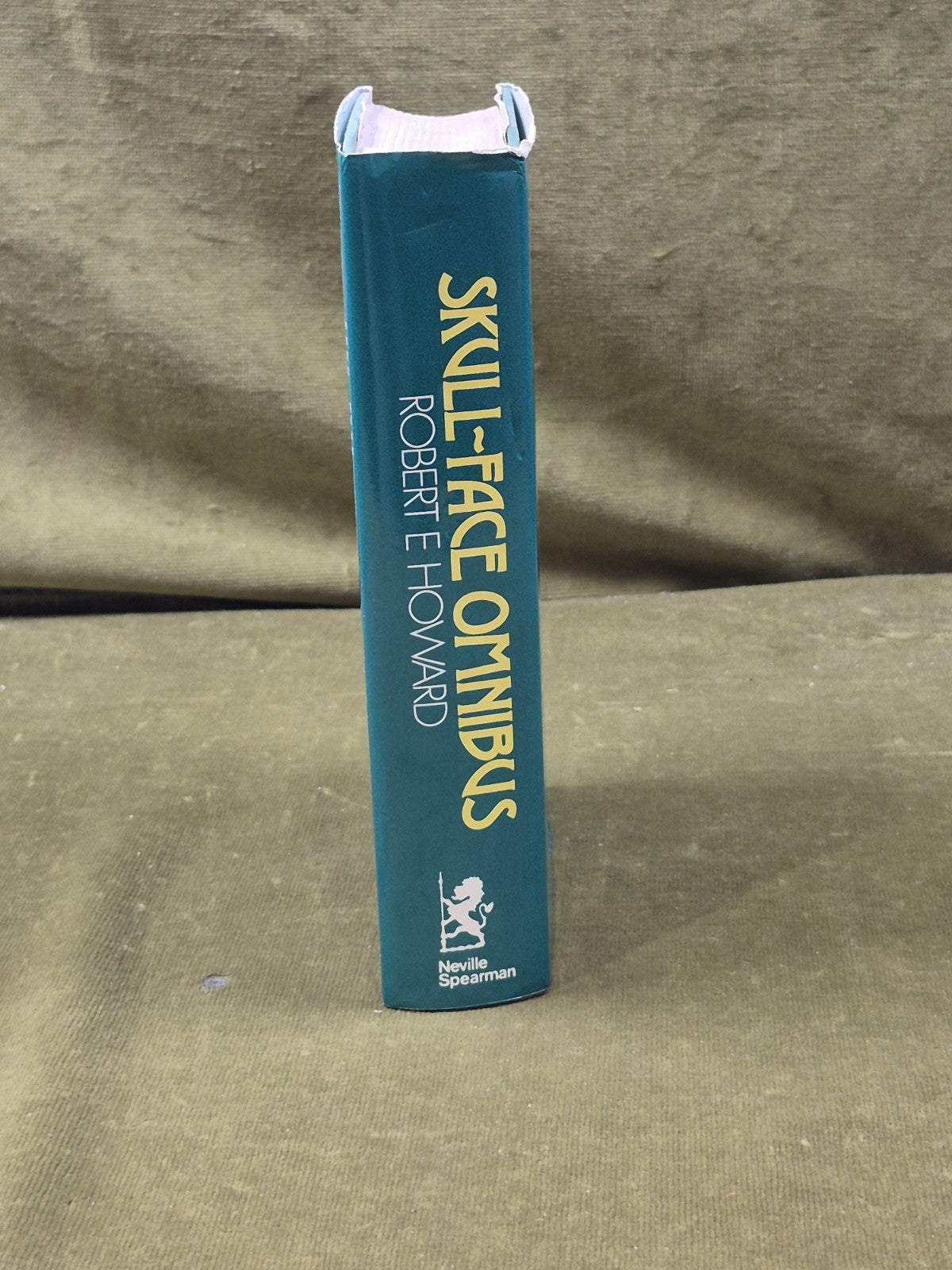 Skull-Face Omnibus and Others - Robert E Howard , Neville Spearman 1974 HB DJ2