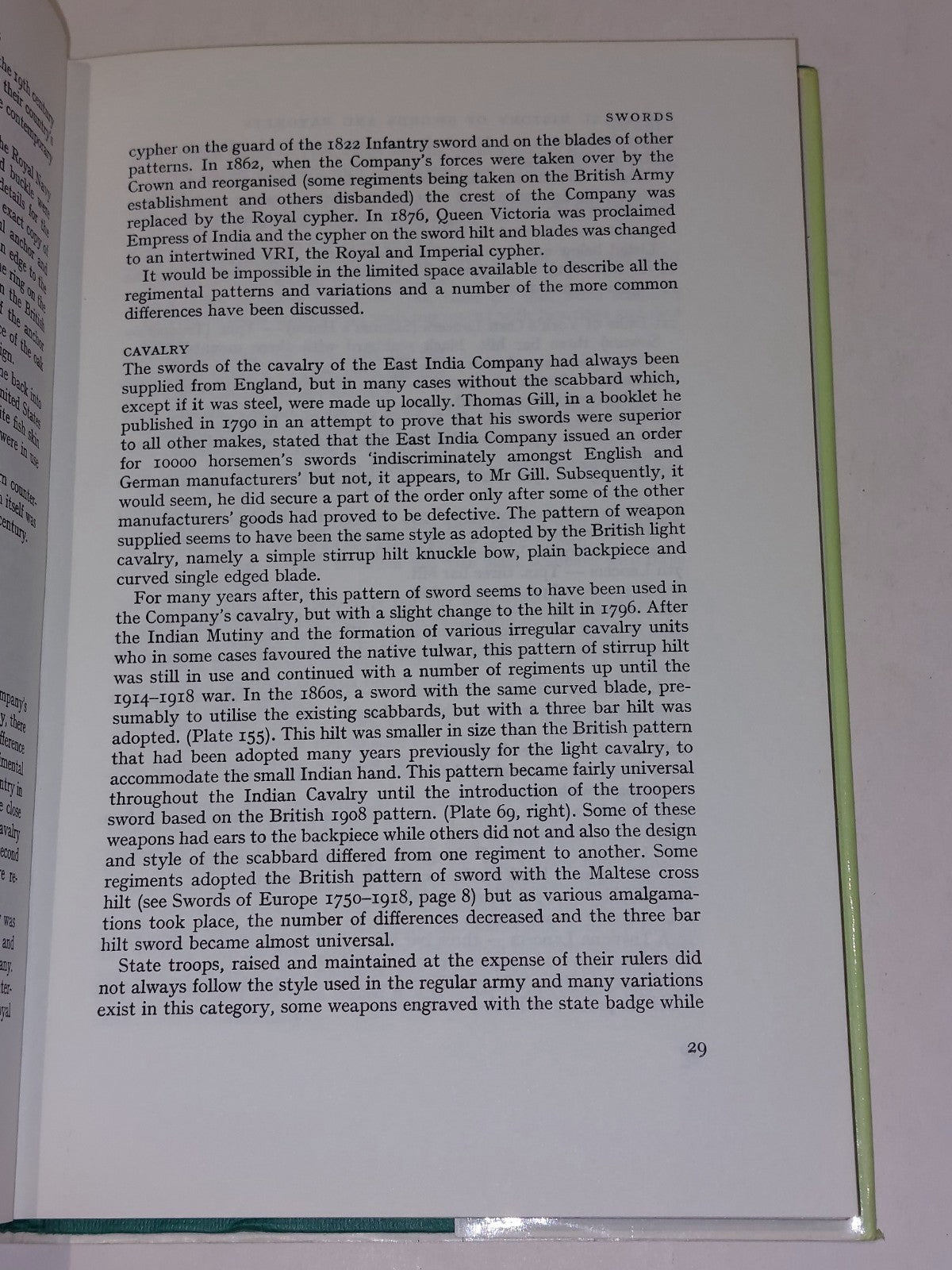 Pictorial History of Swords & Bayonets By Wilkinson-Latham (1973) Hb Book4