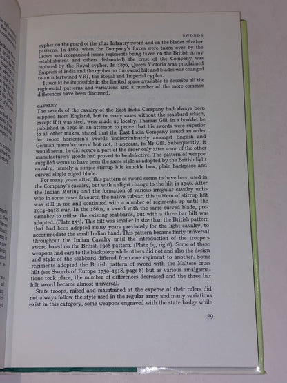 Pictorial History of Swords & Bayonets By Wilkinson-Latham (1973) Hb Book4