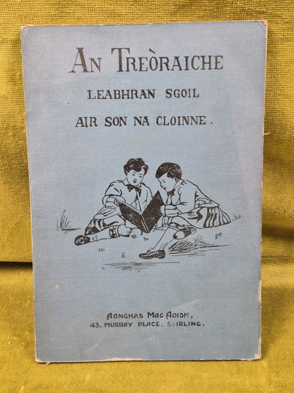 An Treoraiche Leabhran Sgoil Air Son Na Cloinne -  Calum MacPharlain 0