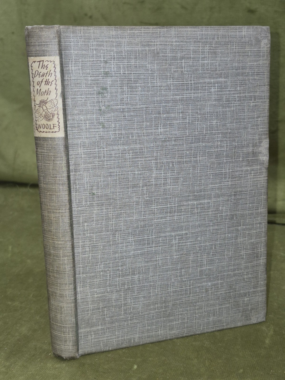 Virginia Woolf The Death of the Moth 1943 Readers Union Hogarth Press First Ed0