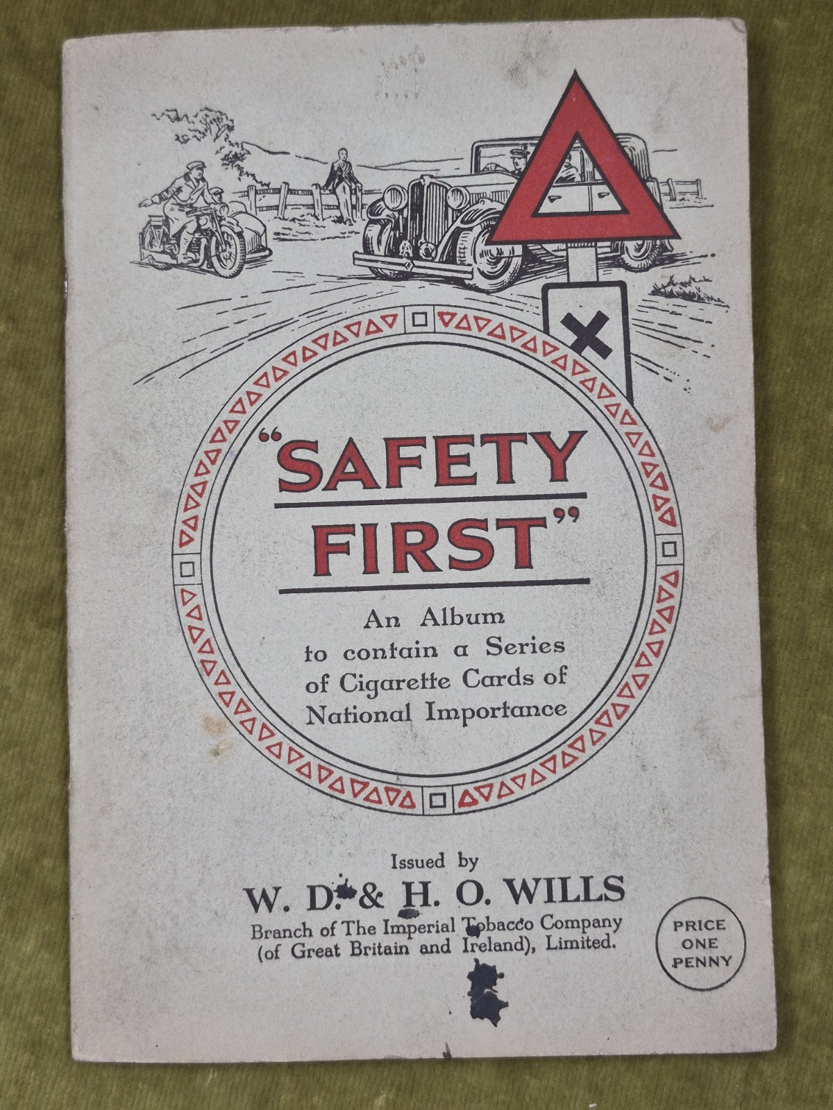 18 Cigarette Card Albums Ardath Wills Air Raid Footballers Sea Shore Radio Royal8