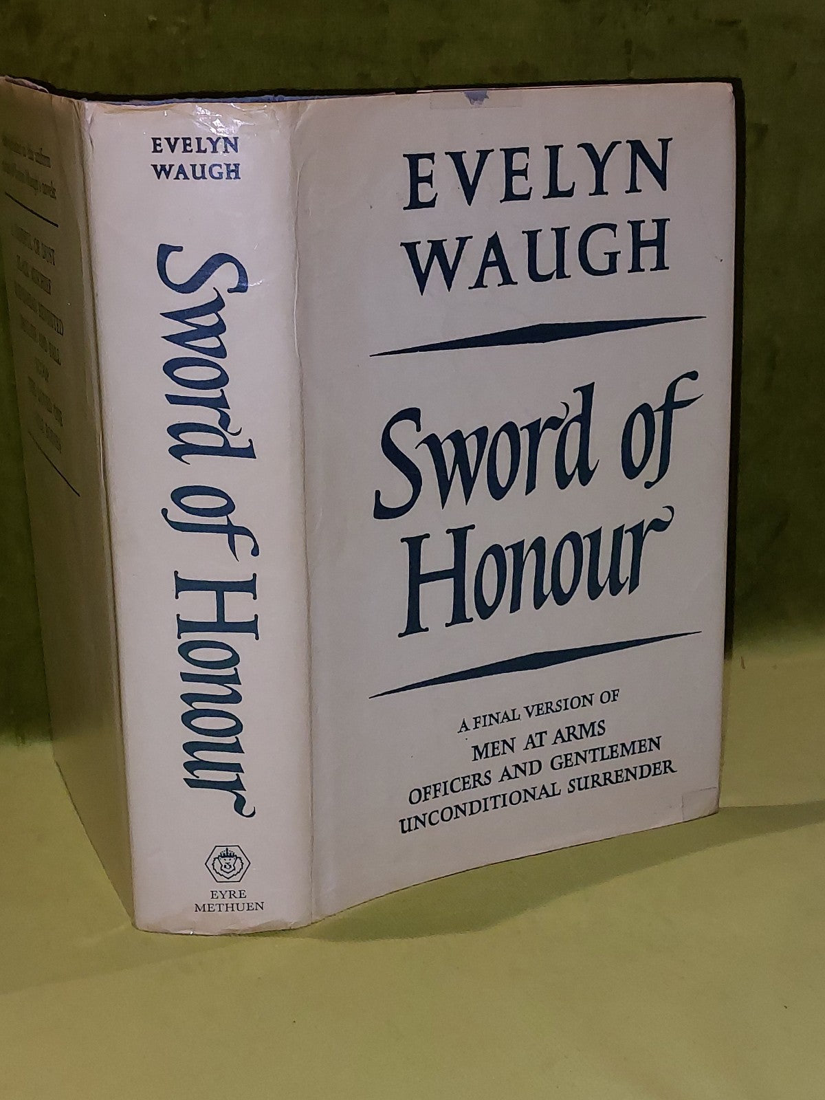 Evelyn Waugh Sword Of Honour (1978)0