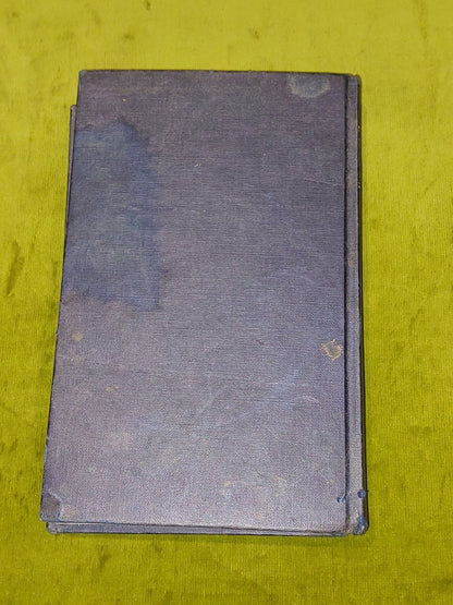 The Shadow of the Torturer - Gene Wolfe 1st UK Edition [Sidgwick & Jackson] 19813