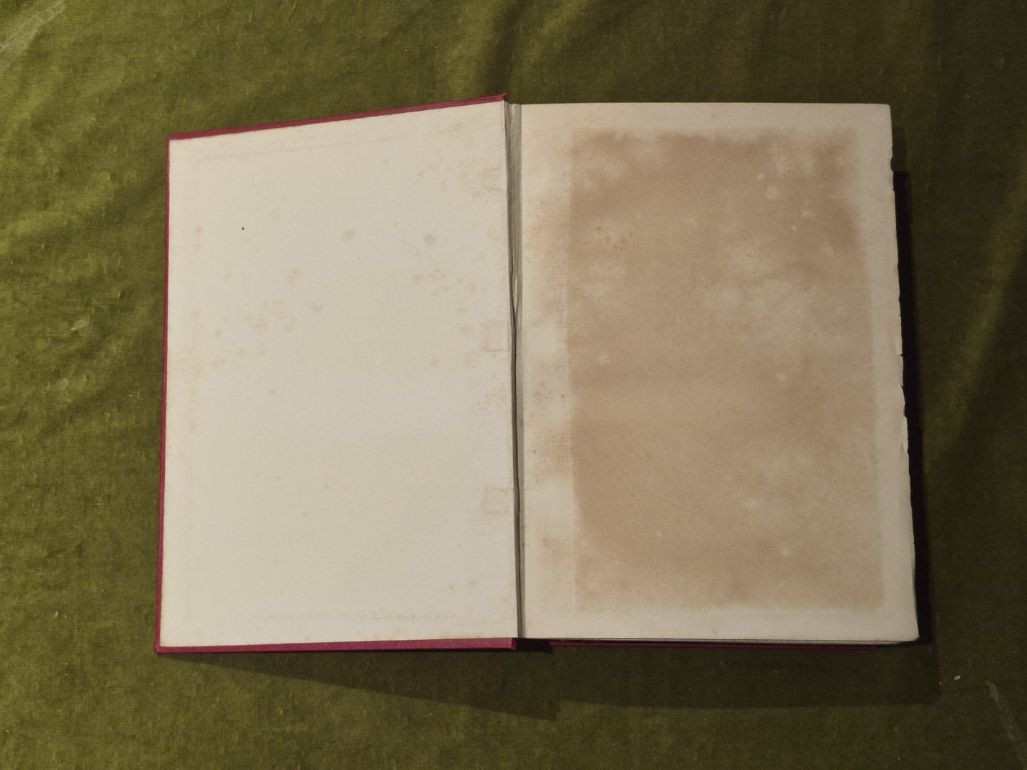 Handley Cross or Mr Jorrock's Hunt - R S Surtrees , Edward Arnold in 2 Volumes3